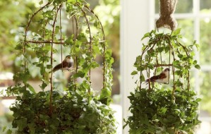 bird-cage-burlap-garden-patio-sun-room-decoration-hanging-greens-flower-summer-spring-wedding-sweet-decoration-craft-picnic-idea-easy-diy-shabby-chic-makeover-upcycle